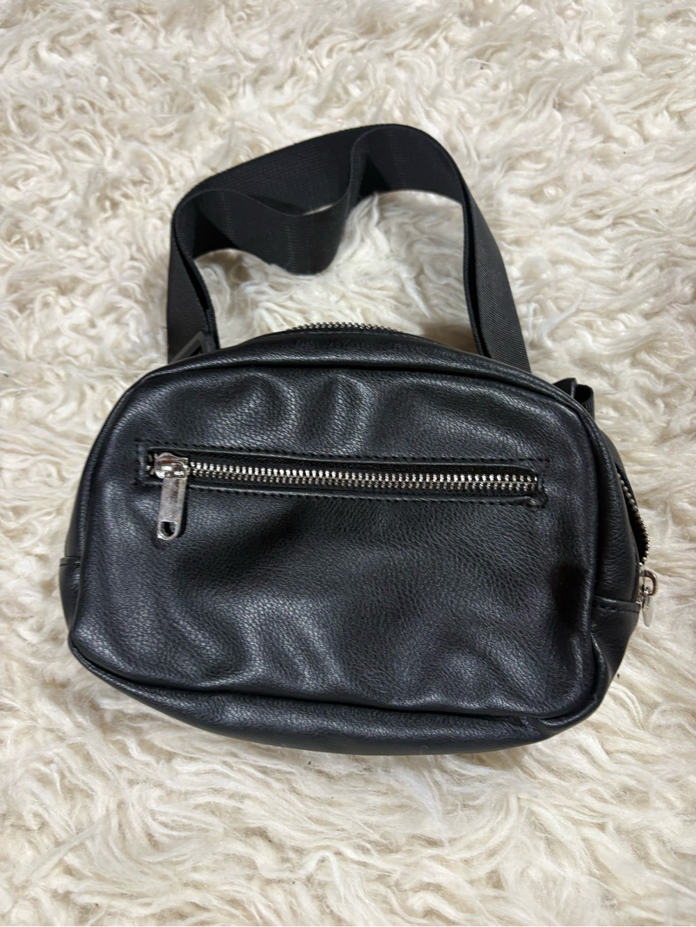 wild fable Black Faux Leather Crossbody Bag with Front Zip